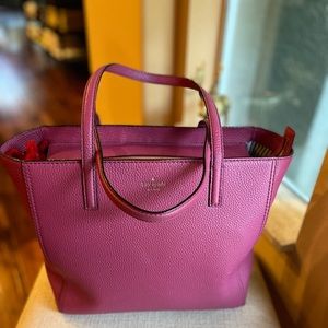 Kate spade big bag. Perfect for a laptop or really anything
